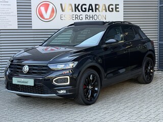 Volkswagen T-Roc 1.5 TSI Sport NAV/CAM,PANO,TREKHAAK