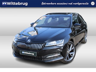 Skoda Superb Combi 1.4 TSI iV 218pk Sportline DSG Automaat / Panorama dak / Navigatie / LM 19 inch / Camera rondom / LED Matrix / Wegkl trekhaak