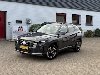 Hyundai Tucson 1.6 T-GDi PHEV 252pk 2WD Aut Comfort/ Nieuwe voorraad auto met 8500 euro voordeel/ Adaptieve cruise/ Apple Carplay/ DAB/ Stoel + stuur verwarming