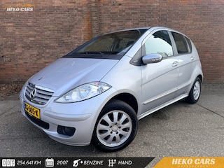 Mercedes-Benz A-klasse 150 Elegance·Climate·Stoelverwarming·All season banden