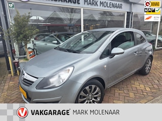 Opel Corsa 1.4-16V '111' Edition,automaat,lage km