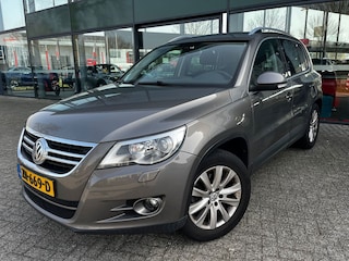 Volkswagen Tiguan 1.4 TSI Sport&Style (Parkeersensoren, Trekhaak, Goed Onderhouden)