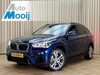 BMW X1 sDrive20i 192 PK Org.NL! / HUD / Naiv Pro / Keyless / Afn. Trekhaak / Camera / Leder / Stoelverwarming / LED / 18'' LMV