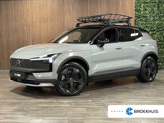 Volvo EX30 Twin Motor Performance Ultra 69 kWh | incl. Dakrek en 2 sets wielen | Nieuw | 360° 3D Camera | Stoel en Stuurwielverwarming | Panoramadak | Harman Kardon | Elektrische voorstoelen | Adaptieve Cruise Control | Pilot Assist | BLIS Dode Hoek Detectie | Keyless Drive | Parkeersensoren voor+achter | 20 Inch | Privacy Glass | Google Infotainment | Elektrisch bedienbare achterklep | Electronic Climate Control 2-Zone | Indigo - Textiel / Nordico bekleding | Warmtepomp | Apple Carplay | Volvo On Call met mobiele App functie | Vapour Grey Metallic |