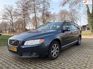Volvo V70 2.0D Summum - airco - leder - cruise control