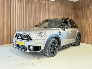 Mini Countryman 1.5 Cooper S E ALL4 Chili - HUD - Pano dak - Keyless