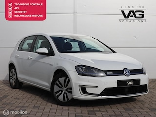 Volkswagen Golf SOH 87% ACC Camera Lane LED Stoelverwarming Keyless