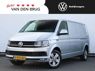 Volkswagen Transporter 2.0 TDI 204 pk L2H1 Comfortline Plus | Airco | Navigatie | Cruise control | Multi stuur | Dubbele schuifdeur | Achteruitrijcamera | PDC | Trekhaak | 17" Lm velgen | Betimmering |