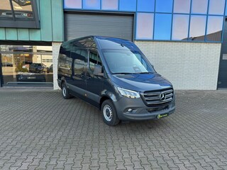 Mercedes-Benz Sprinter 317 L2H2 2x Schuifdeur Alarm kl3 Adaptieve cruise Digitale binnenspiegel Pro Trekhaak 3.5T Smartphone integratie Stuurwiel verwarming 270gr Deuren Betimmering