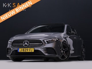 Mercedes-Benz A-klasse 180 Business Solution AMG [SCHUIFKANTELDAK, MEMORY SEATS, SFEERVERLICHTING, CRUISE CONTROL, BLUETOOTH TELEFOON, ACHTERUITRIJCAMERA, PDC V+A, NIEUWSTAAT]