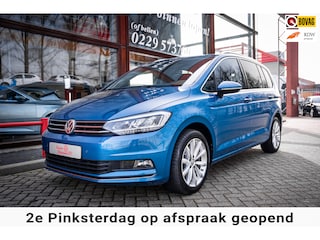 Volkswagen Touran 1.4 TSI Highline | Automaat | Key-less | Navigatie | Parkeer hulp | LED | App-connect |