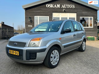 Ford Fusion 1.4-16V Champion ,trekhaak ,airco