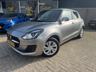 Suzuki Swift 1.2 Comfort Smart Hybrid Adaptive/Led/DAB
