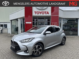 Toyota Yaris 1.5 Hybrid 115 Dynamic | Comfort Pack | Rijklaar l Blindspot | Sensoren
