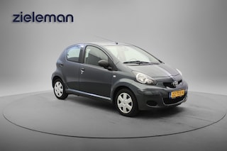 Toyota Aygo 1.0 12V Now 5 Deurs - Airco