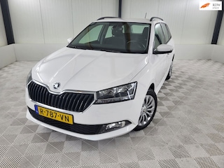 Skoda Fabia Combi 1.0 TSI Ambition, Trekhaak, Parkeersensoren, Carplay