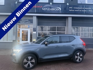Volvo XC40 1.5 T4 Plug-in hybrid Plus Dark Dark Bj 2022 Trekhaak Km 56.000 | Facelift | Leder | 18" LMV