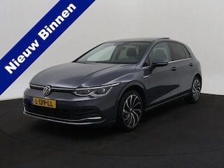 Volkswagen Golf 1.5 eTSI R-Line Bj 2020 km 92.000 Aut. Stijl | IQ-Light | Pano | Navi | VC | ACC | Winterpakket | Camera |