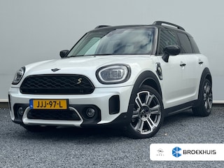 Mini Countryman Cooper SE ALL4 Plug-in Hybrid Chili 220PK | Full Leather | Harman/Kardon | Sportonderstel & Verwarmde Sport Stoelen | Achteruitrijcamera | NAVI | Pianolak | Climate Control | Panoramadak | Lederen bekleding | Keyless Entry & Start | 18" LM velgen | LED