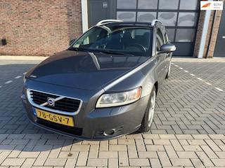 Volvo V50 2.4 D5 Momentum