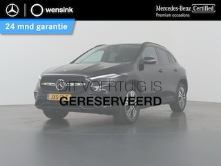 Mercedes-Benz GLA 250 e Luxury Line | Distronic | Elektrische achterklep | Night pakket | Winter pakket |