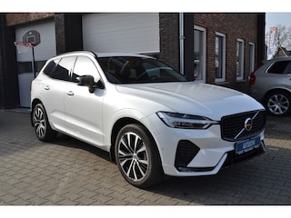 Volvo XC60 B5 Plus Dark, Panoramadak, 360 camera