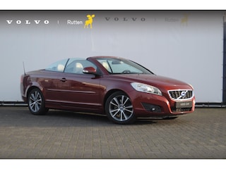Volvo C70 Convertible T5 230PK Automaat Summum / Dealer onderhouden/ Elektrisch bedienbare stoel met geheugen/ Stoelverwarming/ Leder/ 17 inch/ Keyless entry/ Bluetooth/ Mistlampen/ Bi-Xenon koplampen