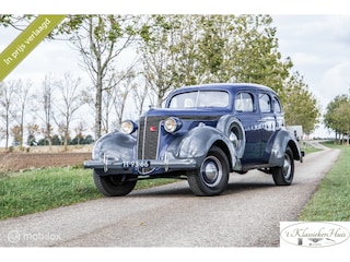 Studebaker President 8-cilinder gerestaureerd