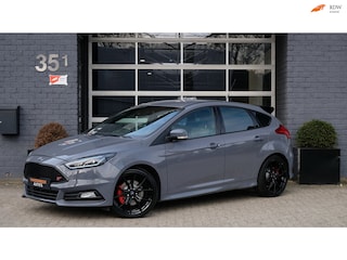 Ford Focus 2.0 ST 250PK Stealth Grey | RS | Uniek!