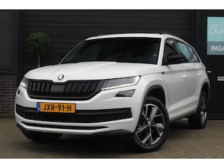 Skoda Kodiaq 2.0 TSI 4x4 Sportline Business | Panoramadak | Trekhaak | stuur en stoelverwarming | Bomvol