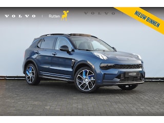 Lynk & Co 01 1.5 Rolhoes / zwarte dakhemel / 360 Camera / Adaptieve cruise control / Elektrische stoelen / BLIS / Stoelverwarming / Elektrische achterklep / Climate control / Parkeersensoren met camera / Regensensor / Keyless entry /