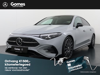 Mercedes-Benz CLA 180 Business Solution AMG | AMG Line Plus | Premium Pakket | Night Pakket | Winter Pakket | Trekhaak | Panoramadak | MBUX Superscreen | Adaptieve Cruise Control | Dodehoekassistent | Verkeersbordenassistent | Elektrisch Verstelbare Stoelen + Memory | Stoelverwarming | Stuurverwarming | Sfeerverlichting | THERMOTRONIC Klimaatregeling | Apple CarPlay | Android Auto | Elektrische Kofferklep | Achteruitrijcamera | Parkeersensoren