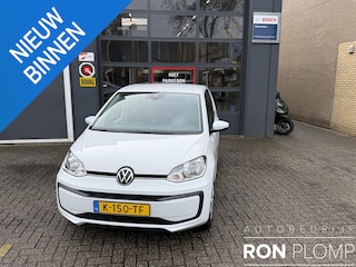 Volkswagen Up 1.0 / Airco clima/ Cruise/ PDC/ Navigatie via App