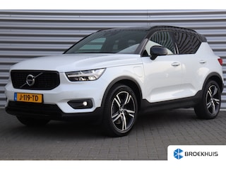 Volvo XC40 1.5 T5 RECHARGE 263PK R-DESIGN AUTOMAAT / NAVI / LEDER / CLIMA / FULL-LED / 19" LMV / PARELMOER / KEYLESS / HARMAN KARDON / PANO. DAK / ADAPT. CRUISE / 1E EIGENAAR / NIEUWSTAAT !!