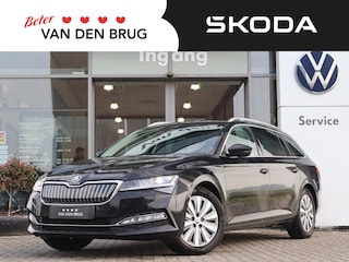 Skoda Superb 1.4 TSI 218 pk DSG iV Style | Trekhaak zwenkbaar | Voorstoelen met Geheugen | DCC | LED | Smartlink | Elektrische Klep | Stoelverwarming | LED |