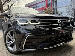 Volkswagen Tiguan 1.5 TSI *!* 2x R-LINE *!* VIRTUAL/ RADAR/ IQ LED/ CARPLAY/ 19 INCH *!*