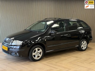 Skoda Fabia Combi 1.4-16V Elegance NAP CRUISE CONTROL ELEKTRISCHE RAMEN SPIEGELVERWARMING AIRCO