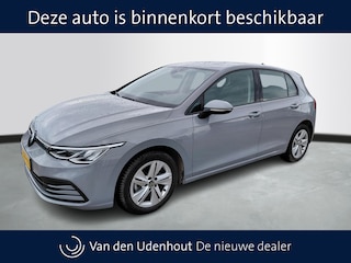 Volkswagen Golf 1.0 TSI Life | Multimedia Pakket | Camera | VERWACHT |