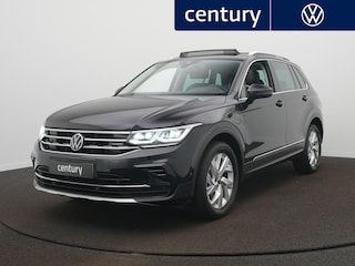 Volkswagen Tiguan 1.4 TSI eHybrid Elegance Automaat - Panoramisch schuif-kanteldak - Leer - 360 camera - Navigatie - Side Assit - LED Matrix