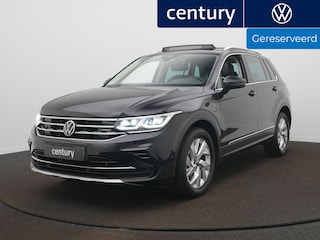 Volkswagen Tiguan 1.4 TSI eHybrid Elegance Automaat - Panoramisch schuif-kanteldak - Leer - 360 camera - Navigatie - Side Assit - LED Matrix