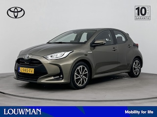 Toyota Yaris 1.5 Hybrid Dynamic Navi | Lichtmetalen Velgen | Apple Carplay/Android Auto | Buitenspiegels Elektrisch + Verwarmd | Elektrische Ramen Voor/Achter | PUR