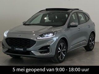 Ford Kuga 1.5 EcoBoost ST-Line X | Panoramadak | Lichtmetalen velgen 19" | Stoel- stuur- en voorruitverwarming | Apple Carplay/Android Auto