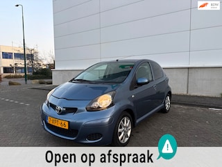 Toyota Aygo 1.0-12V AIRCO/5DRS/LM VELGEN/CARPLAY/CV/NETTE STAAT