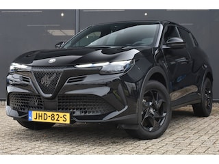 Alfa Romeo Junior 1.2 Turbo Hybrid Ibrida 136pk Automaat | Adaptive Cruise | Full-LED | Navigatie by App | Stoelverwarming | Parkeersensoren | Climate Control | !!