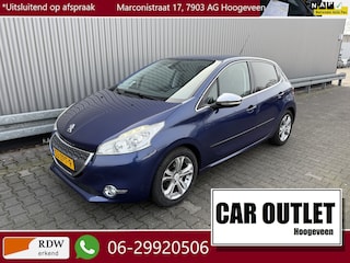 Peugeot 208 1.6 VTi Allure 5-Drs, Clima, Navi, CC, PDC, LM, Trekh, nw. APK – Inruil Mogelijk –