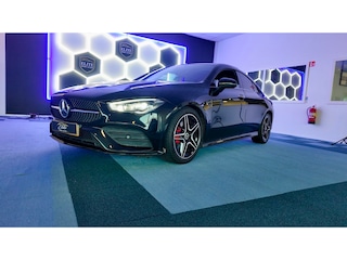 Mercedes-Benz CLA 200 Business Solution AMG
