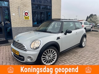 Mini Cooper 1.6 Business- Panodak-NL auto- nav