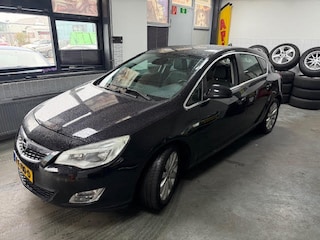 Opel Astra 1.6 TURBO AUTOMAAT
