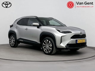 Toyota Yaris Cross 1.5 Hybrid 115 First Edition | Dodehoek detectie | Stoel-/stuurverwarming | Adaptive Cruise | Parkeersensoren voor/achter | Apple Carplay / Android Auto