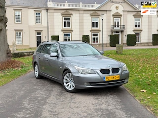 BMW 5-serie Touring 520i Business Line Airco | Leder | Trekhaak